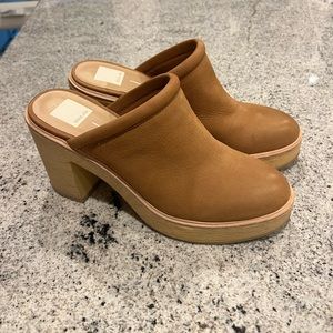 Dolce Vita tan clogs